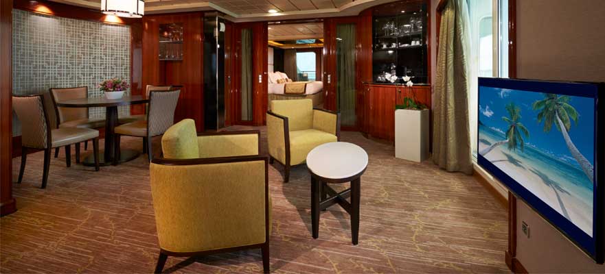 NCL Dawn Owners Suite.jpg